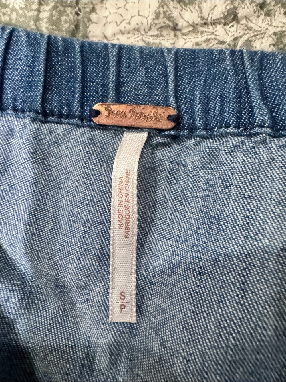 Women's Jeans Subcategory Identification